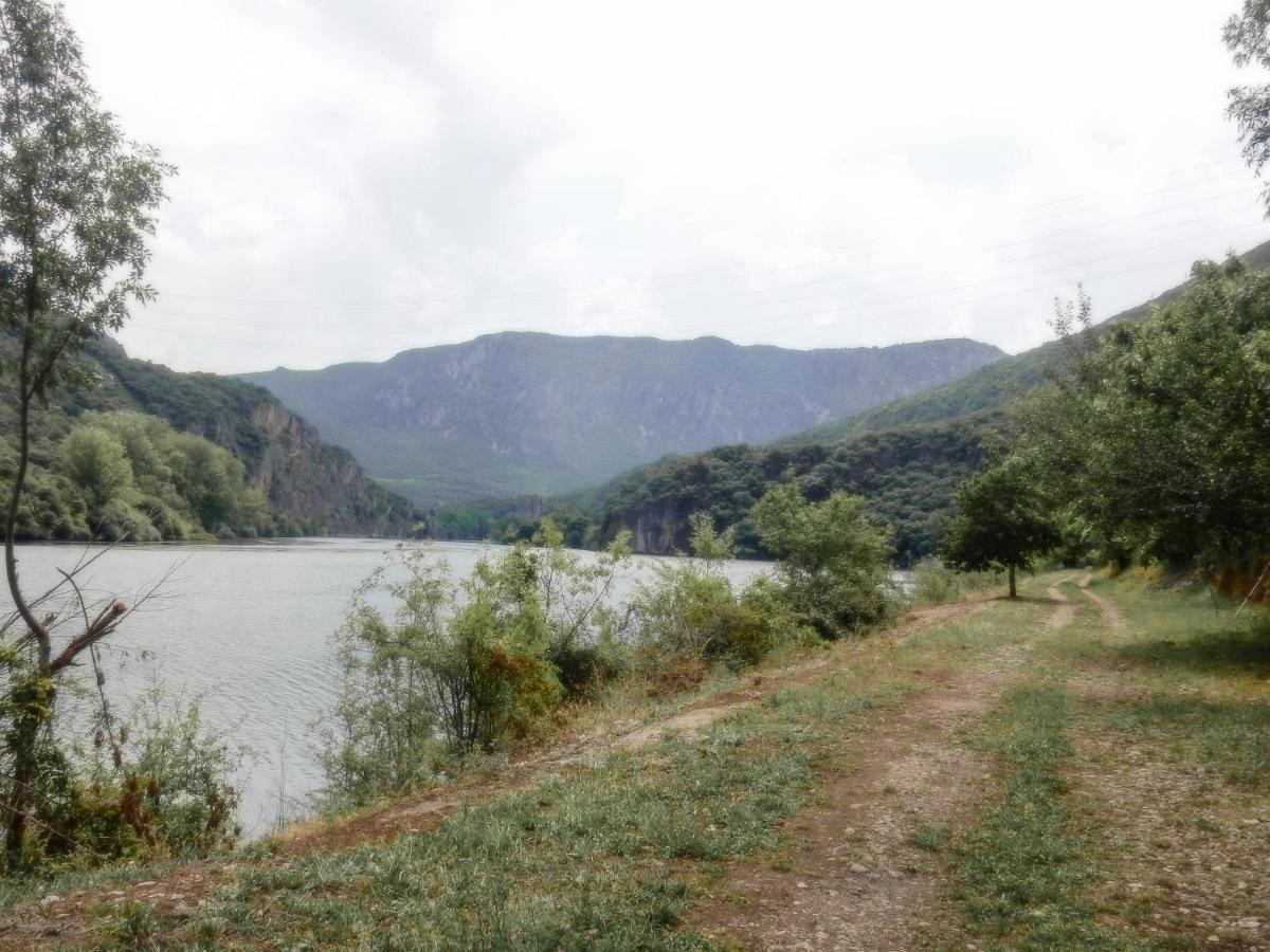 Apartamento Las Medulas Covas  Esterno foto